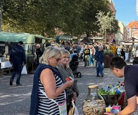 bild på marknad i Lysekil