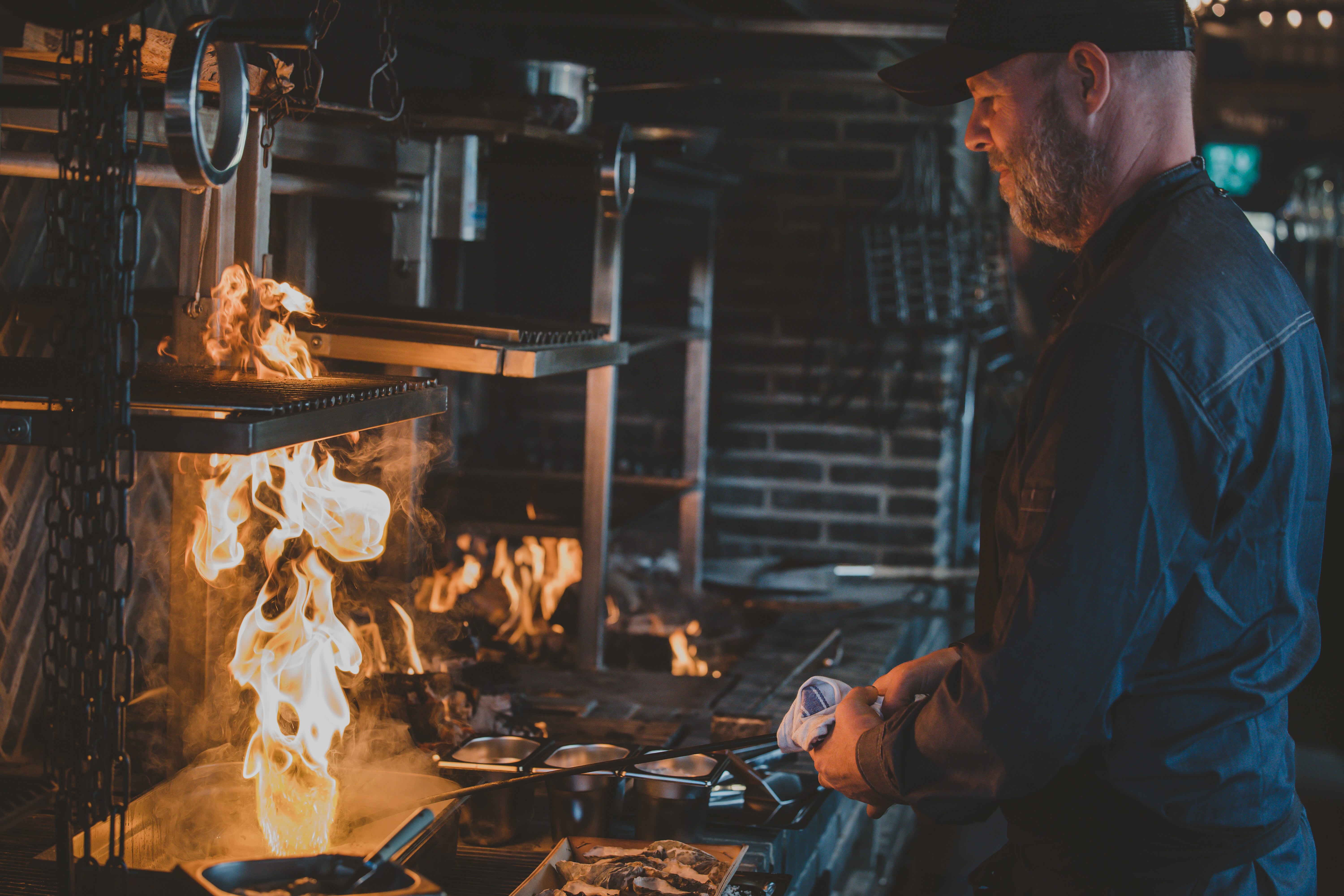 Kläpphagen Koster gästar Strömstad In Light