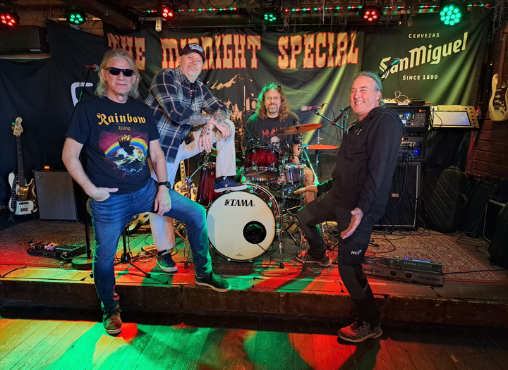 Midnight Special spelar på Franses skärgårdspub