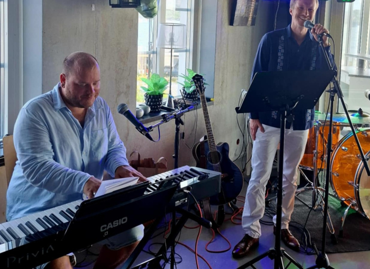 Musik med Johan Olofsson och Petter Karlsson