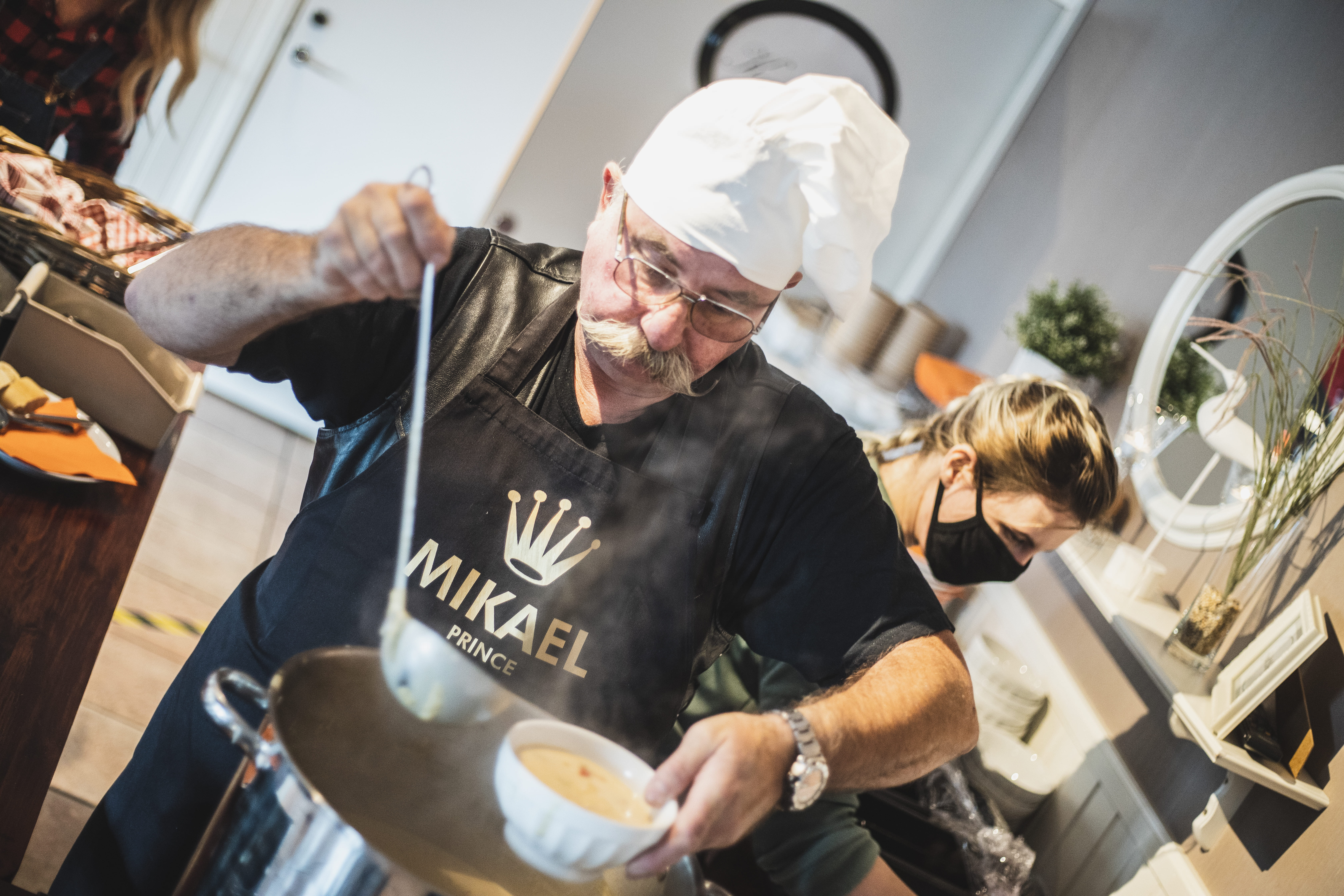Råsjöllördag i Grebbestad med Mickes berömda skaldjurssoppa