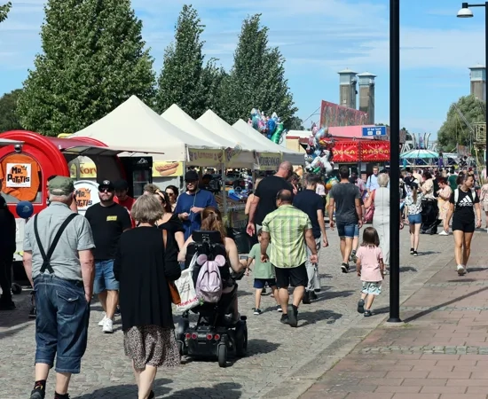 Marknad under Fallens Dagar festivalen