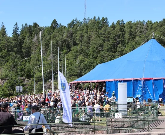 Cirkustält under Fallens Dagar