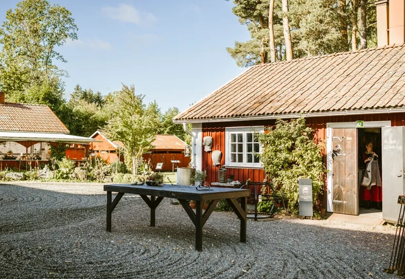 Smedja Therese Ouroboros