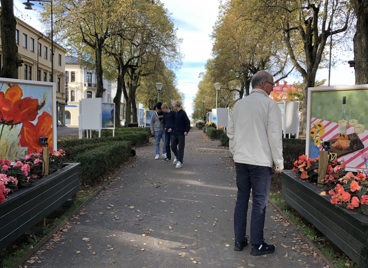 Allékonstens utställning av allétavlor 