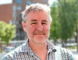 Hur vet man vad som är sant? Om AI och sociala medier