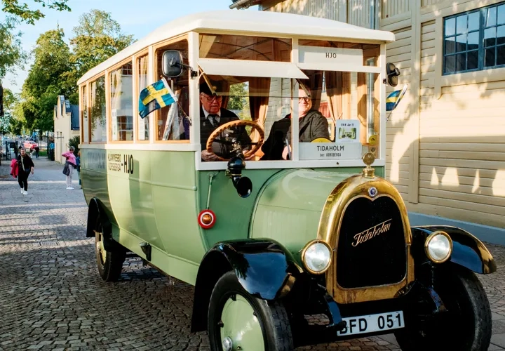 Konsttur med Klingvallsbussen