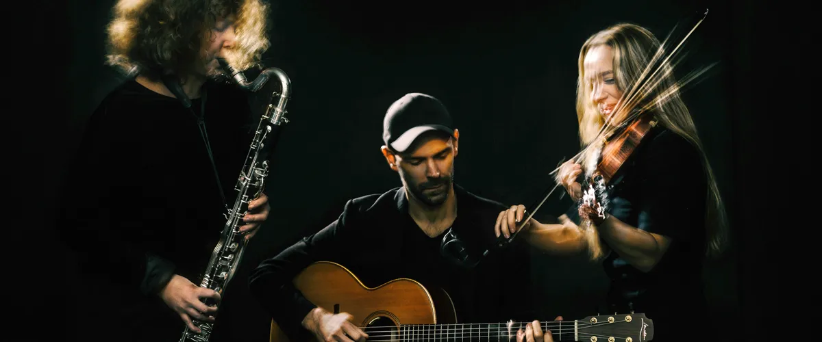 Folkmusikgruppen Mojna