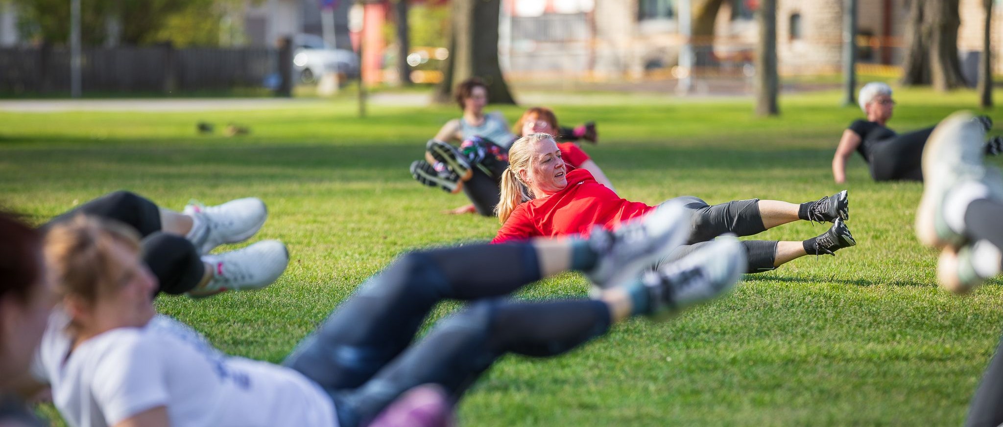 Gratisträning med Friskis i Stadsträdgården