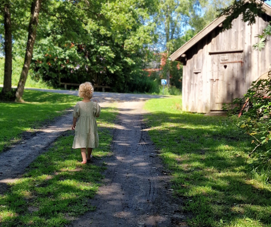 Midsommar vid Huttla Kvarn