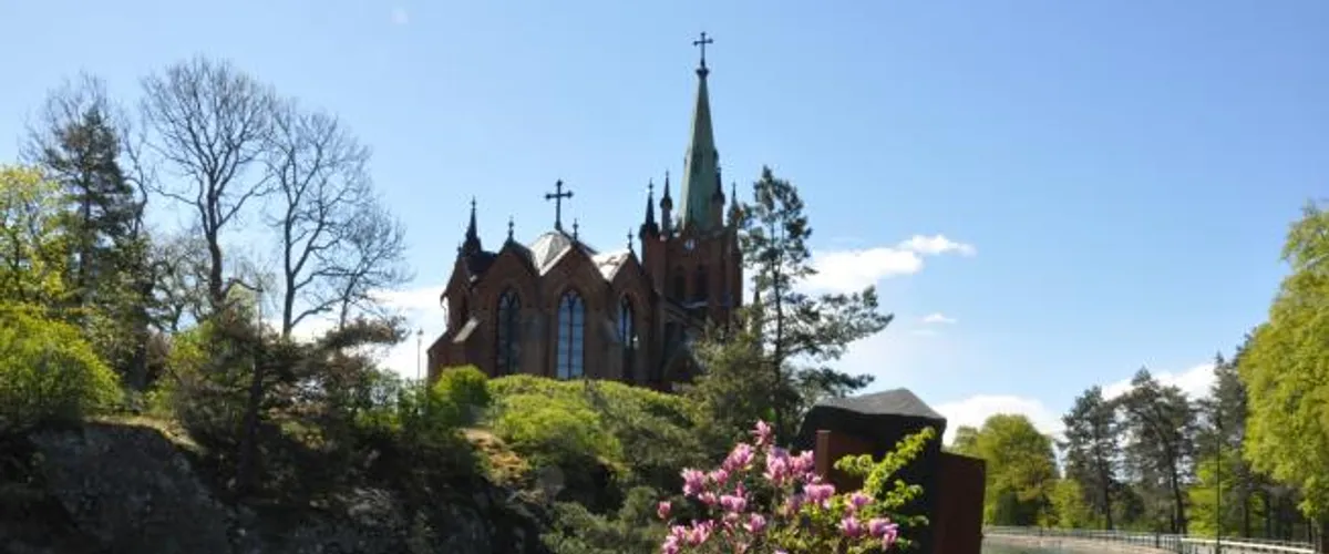 Pilgrim - Invigning av Trollhättans kyrka 