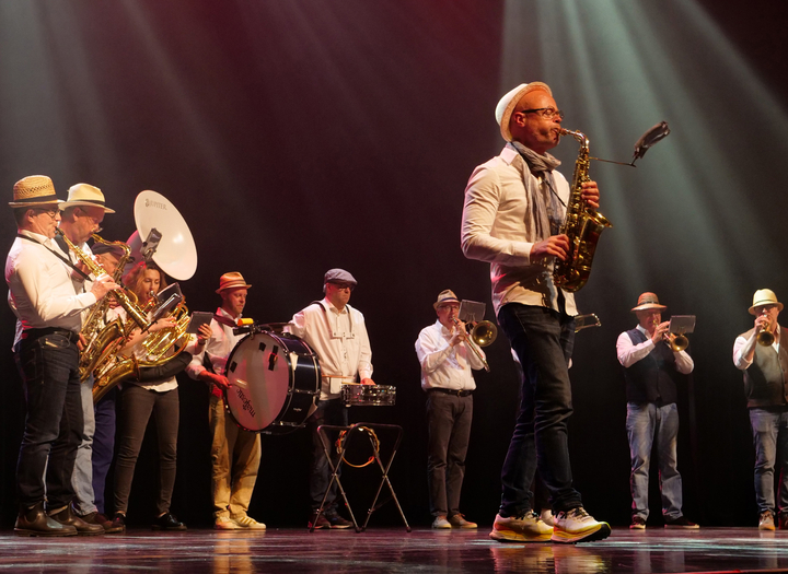 Relaxed Performance: Jazzparaden