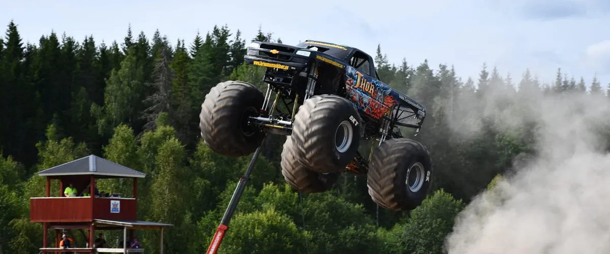 Monsterrace i Töcksfors