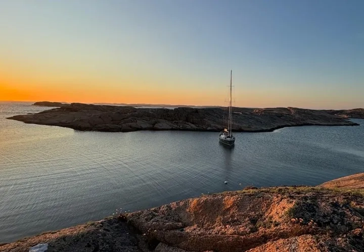 Segla med skeppare i den bohuslänska skärgården
