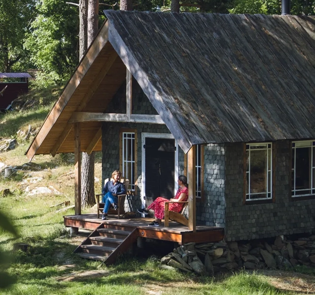 Naturanära boende i skogen.