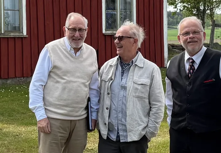 Andreasbröderna sjunger för Moldavien
