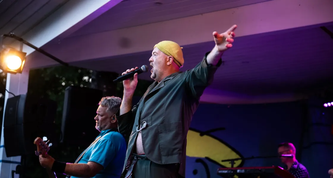 No Tjafs på Café Torpet