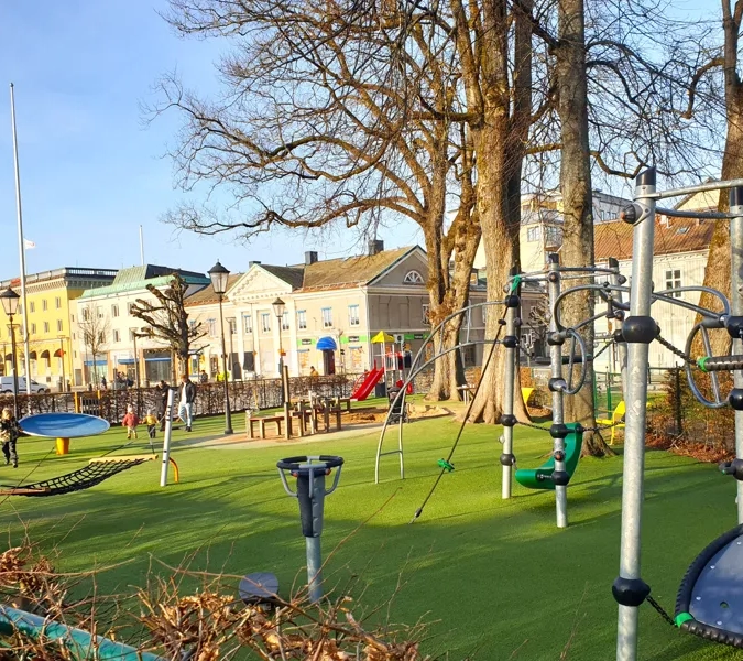 lekplats på torget i vänersborg