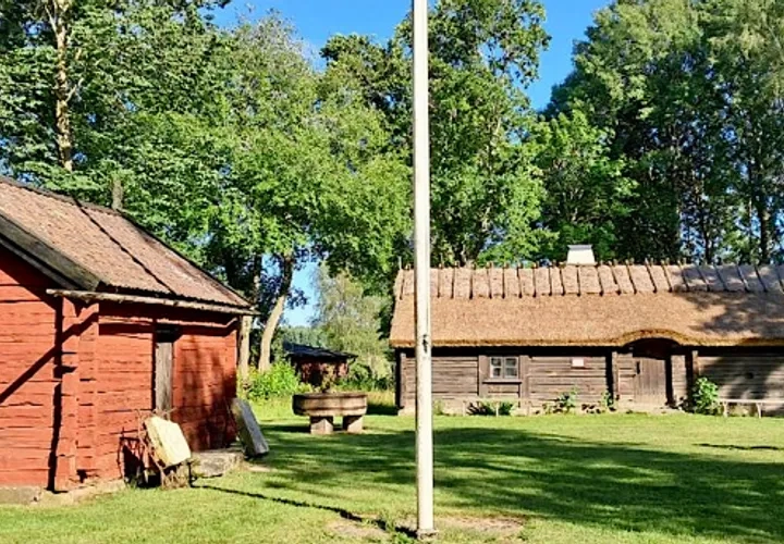 Hembygdsrundan - Fornstugan i Skånings-Åsaka