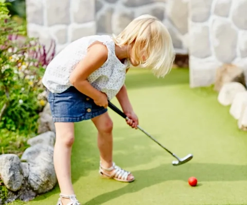 Äventyrsgolf på daftö resort