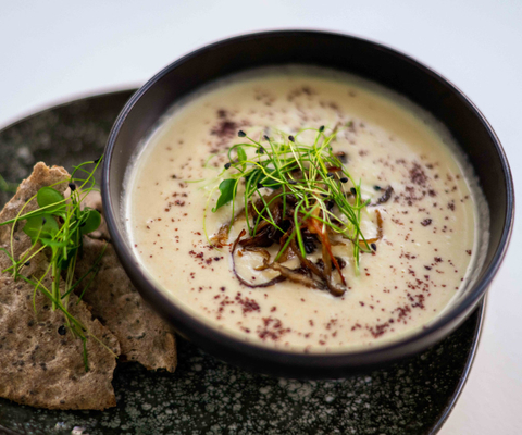 Lagad mat på tallrik.