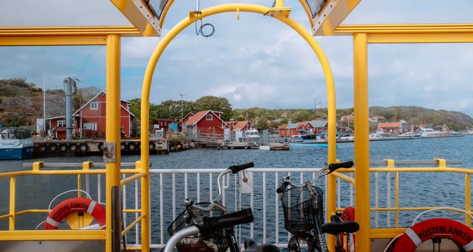 Bikes parked om Koster cable ferry. 