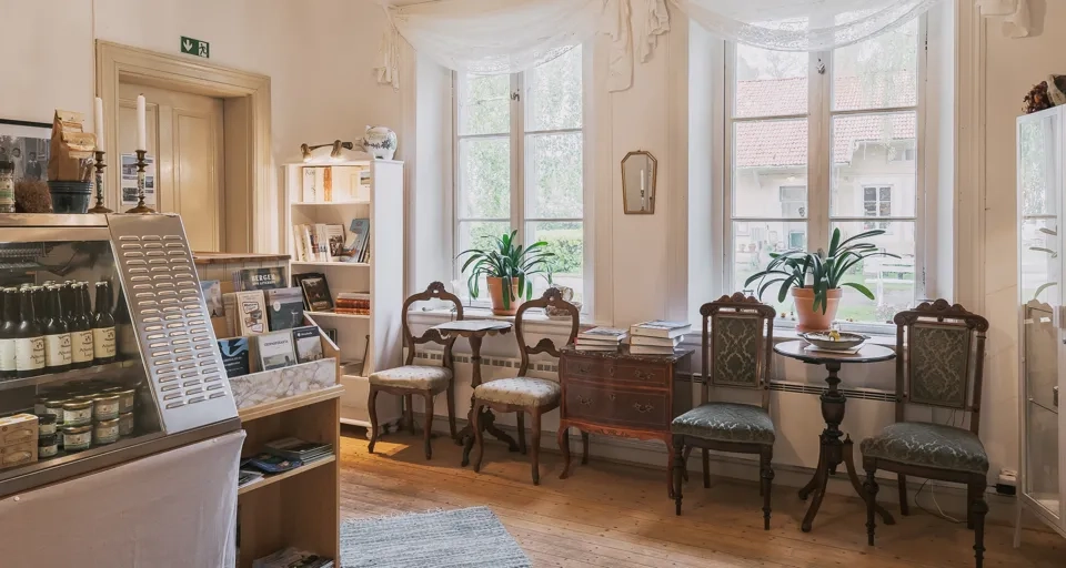 Sekelskiftesmiljö möter hantverk och byggnadsvård.