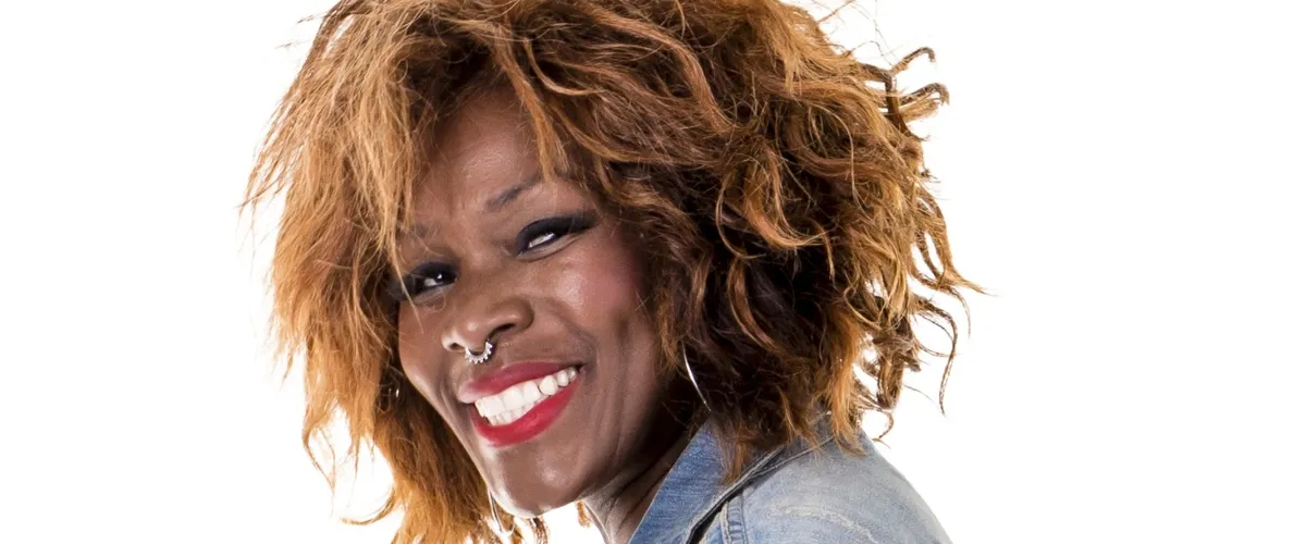 Tina Turner Tribute med Zara Scott & Band i Böstebar