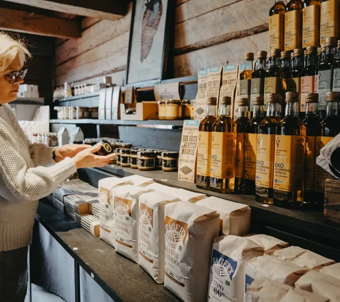 Lilla Saluhallen/Hofsnäs Herrgård_x000D_