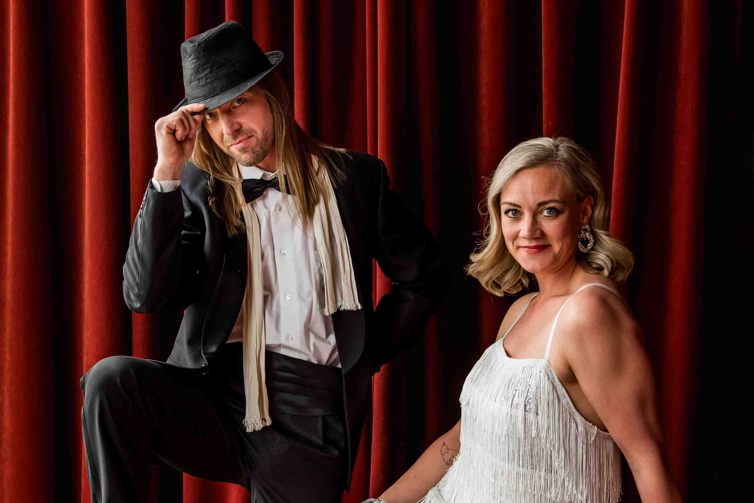 Julbord med show på Billingehus