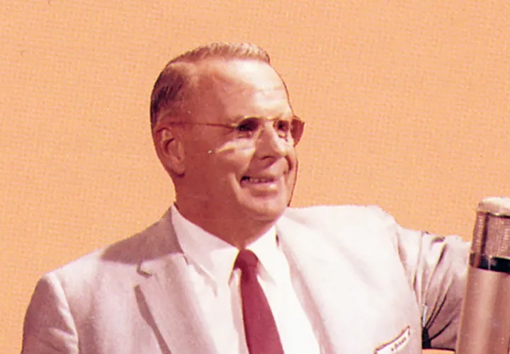 Storsångaren Einar Ekberg hyllas på sommargården Planteringen