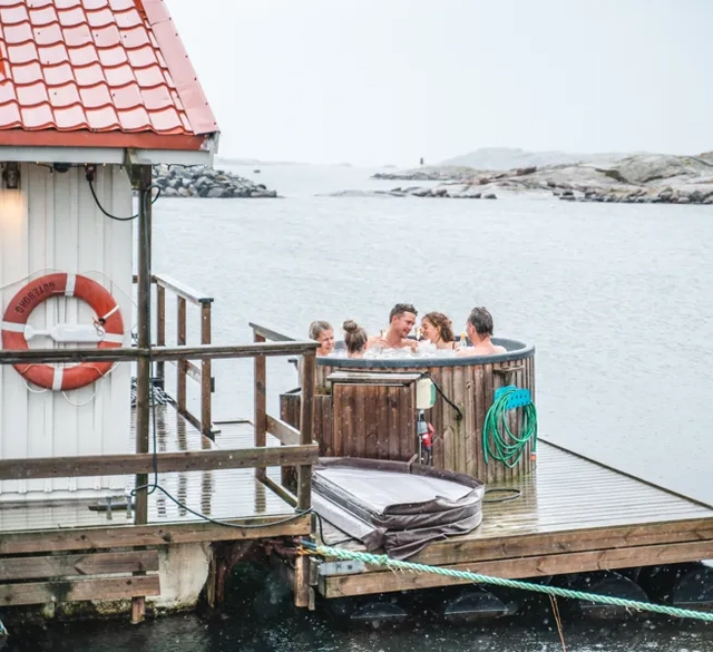 Människor upplever Kajkanten Vrångö