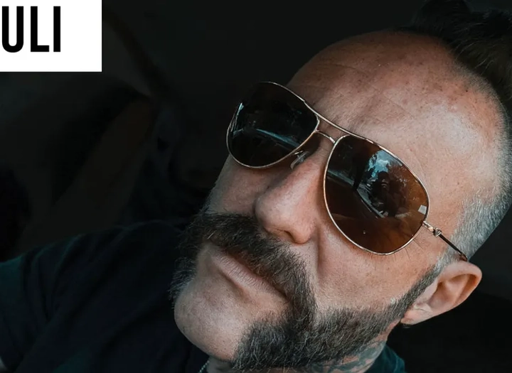 Mustasch med Ralf Gyllenhammar spelar i Grebbestad 7 juli