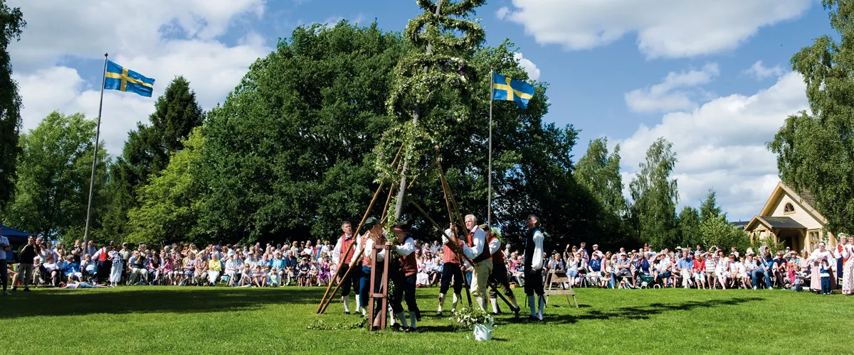 Midsommarfirande i Fornbyn