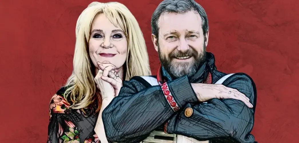 En man och en kvinna som står bredvid varandra.