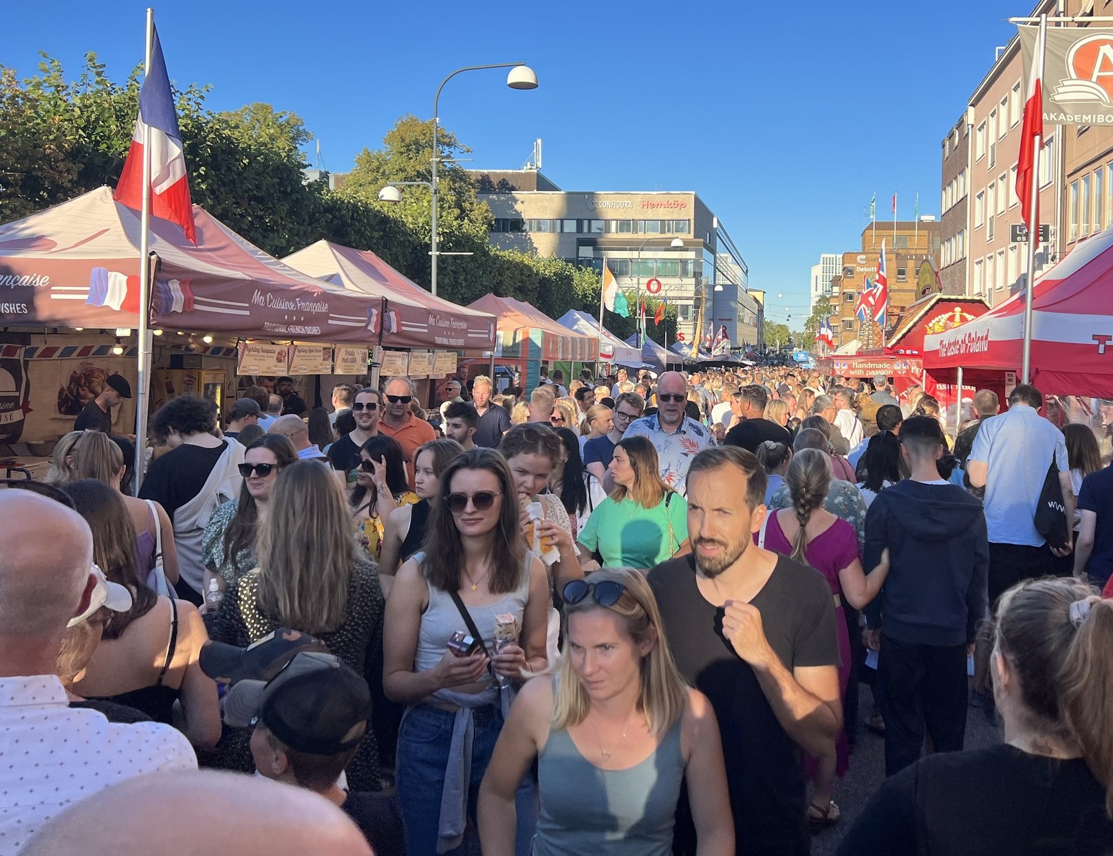 INTERNATIONAL FOOD FESTIVAL