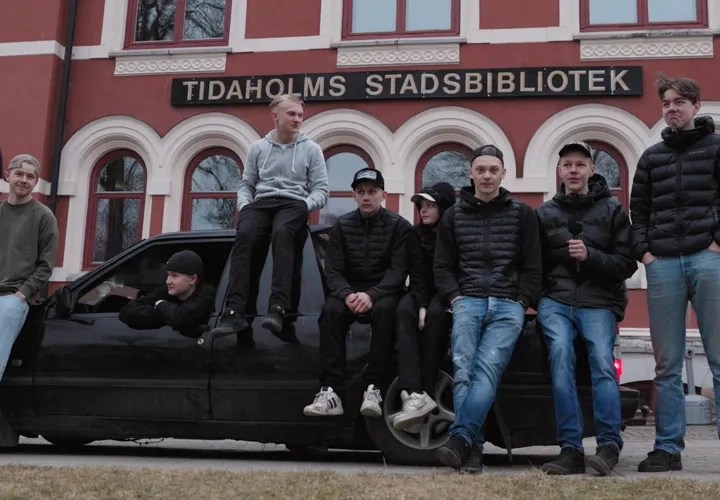  Filmvisning av  “Kör bara kör!” 