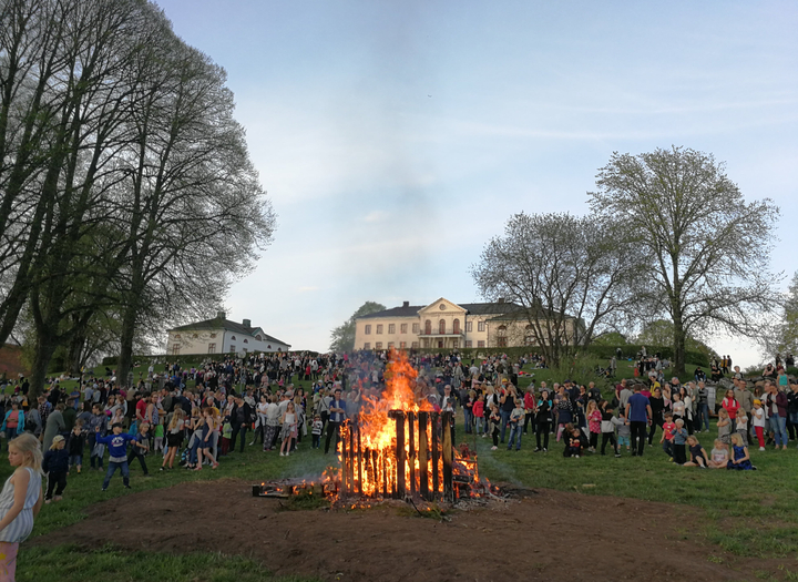 Valborgsbrasa på Nääs slott