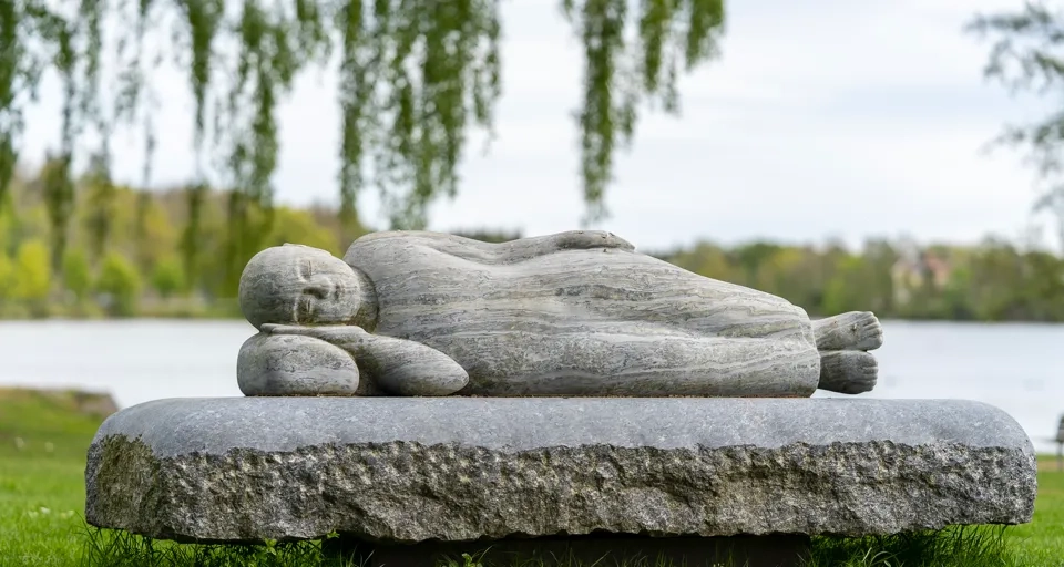 Skulpturen På väg i Trollhättan