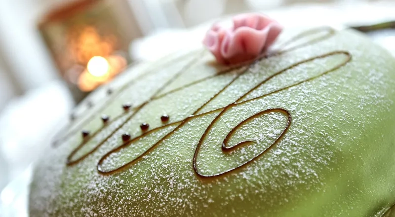 Traditional princess cake