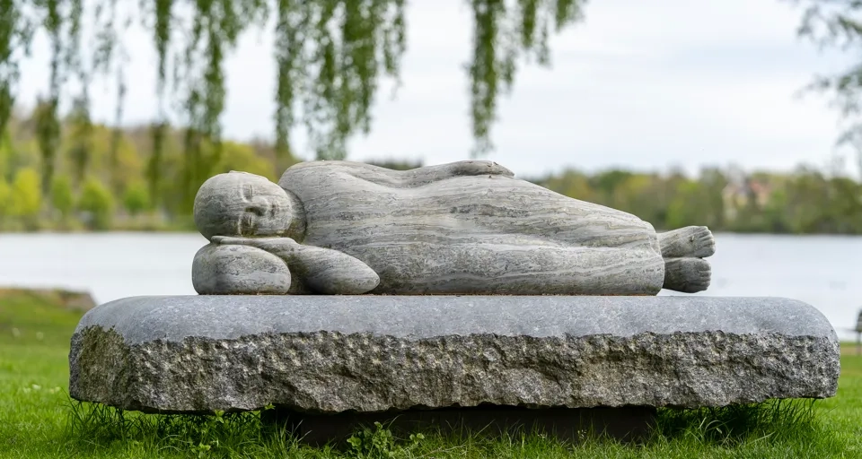 Skulpturen På väg i Trollhättan