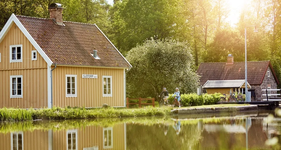 Vänner cyklar Vänerleden