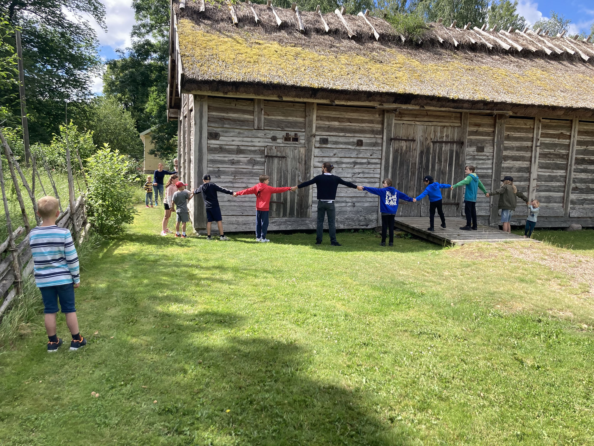Lekdag i Fornbyn: Kom och lek!