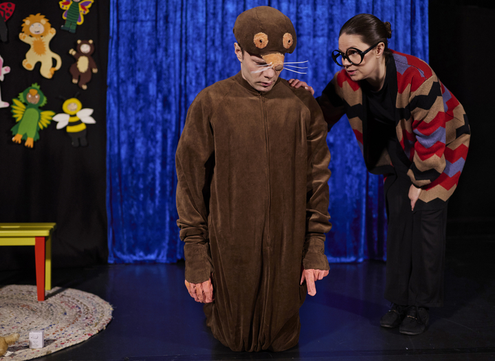 Teater för de små: Ensam mullvad på en scen