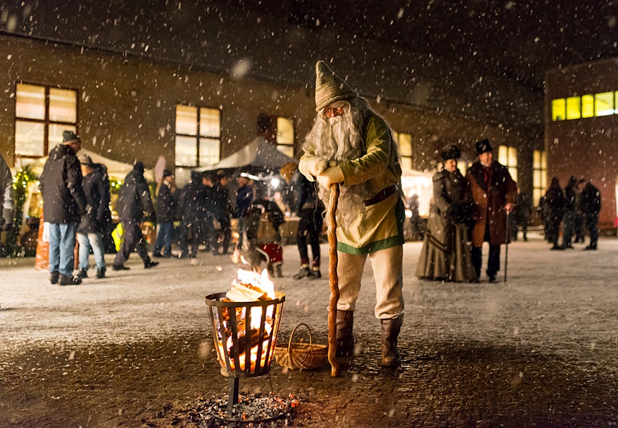 Julmarknad på Forsviks Bruk anno 1906