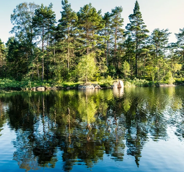 Vandrare längst med Bohusleden