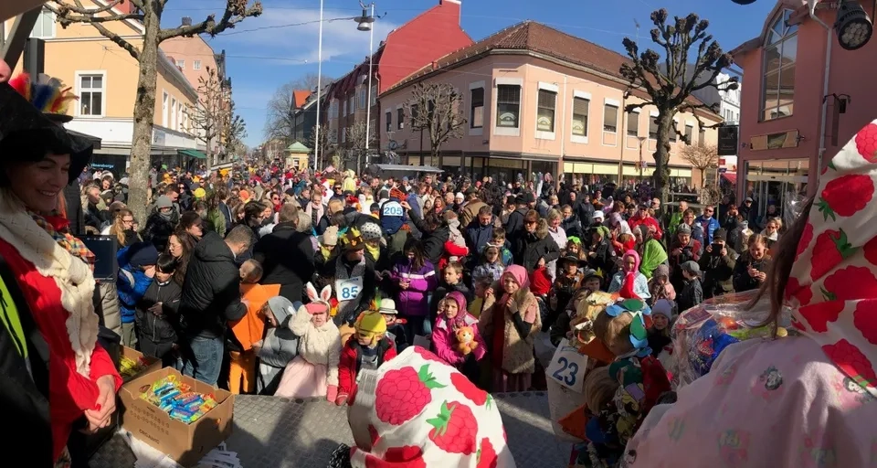 Påskparaden i Vänersborg