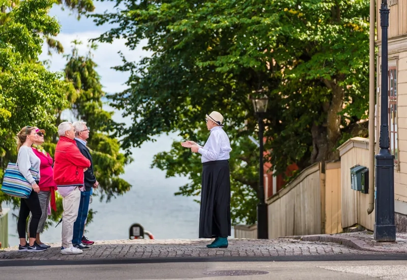 Människor i trästaden Hjo