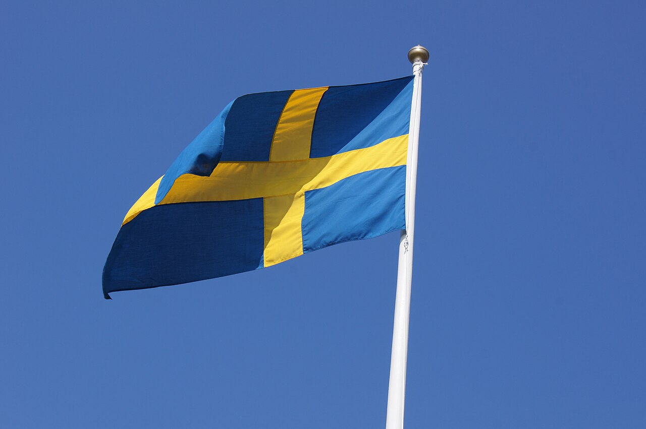Svenska språkets historia - standardspråk och dialekt