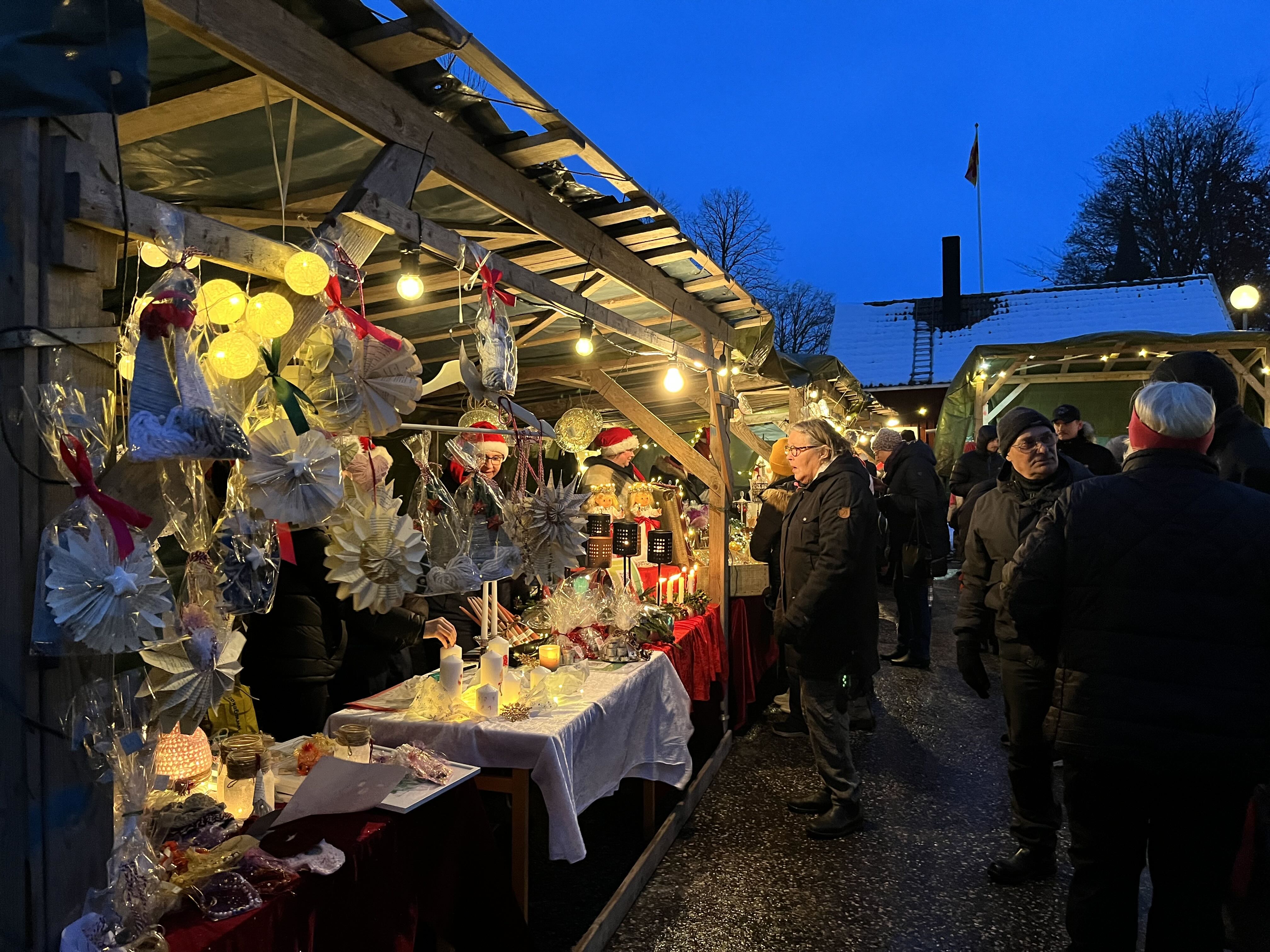 Julmarknad i Väring